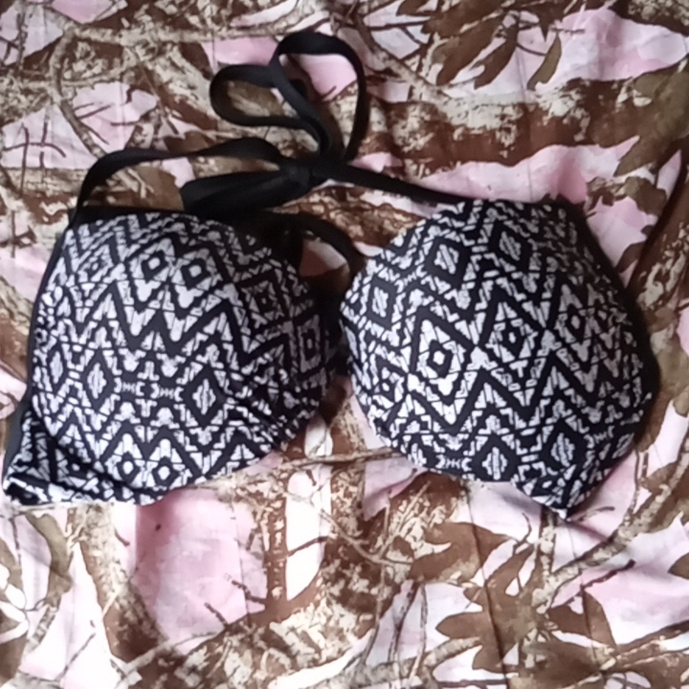 Bikini top